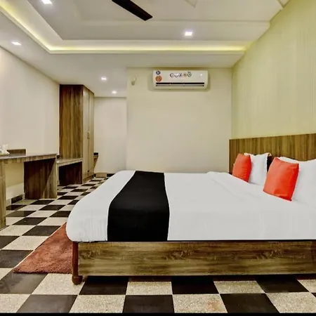Citi Club Hotel Kanpur Exterior photo