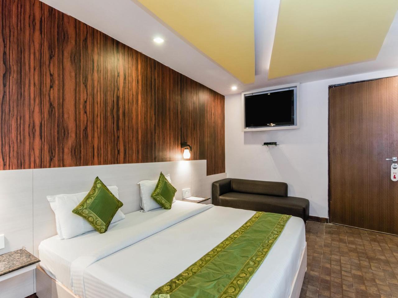 Hotel Citi Club Kanpur