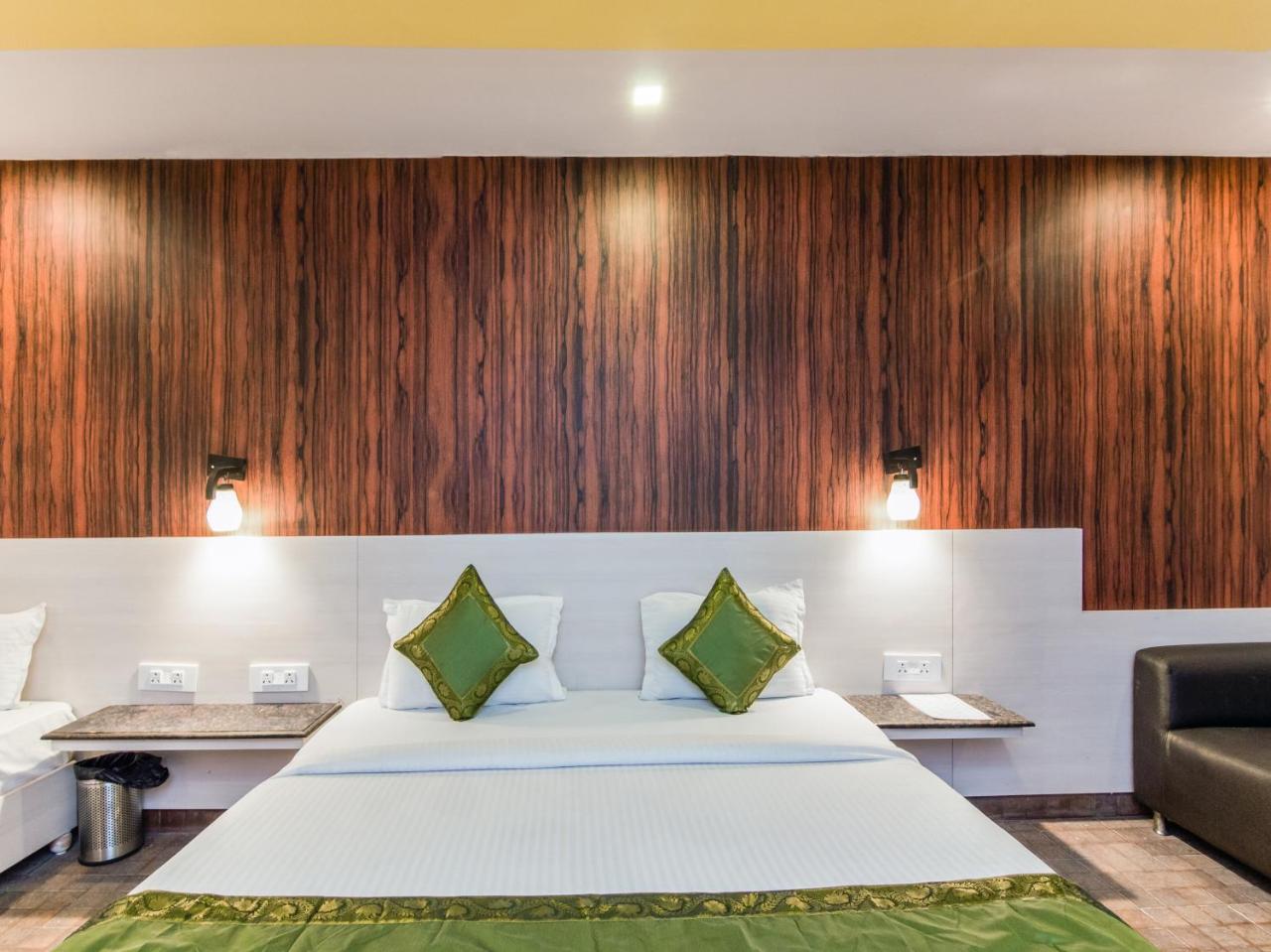Hotel Citi Club Kanpur
